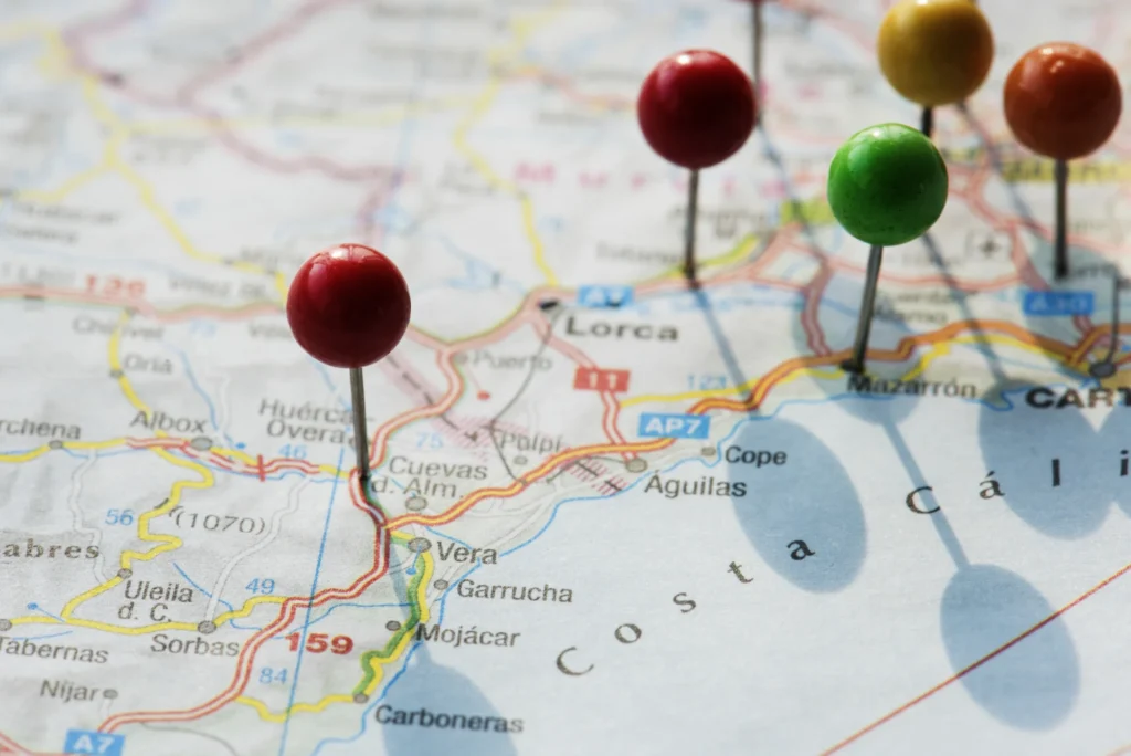 Destrucción de documentación en toda España - 45.000 clientes, más de 5.000 toneladas destruidas al año y un mapa de España